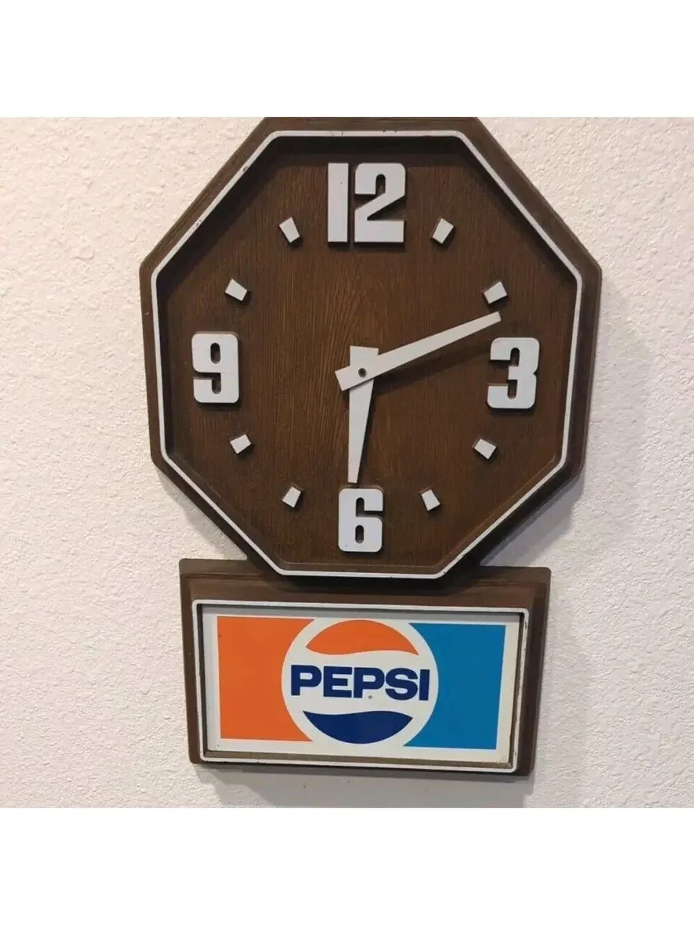 VTG‎ Pepsi Hanging Wall Clock Sign Advertisement Soda Shop Tested Work's